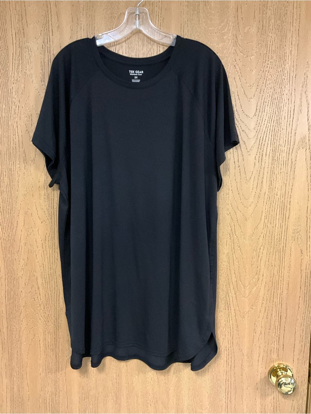 tek gear Women’s Short Sleeve Black Crew Tee
